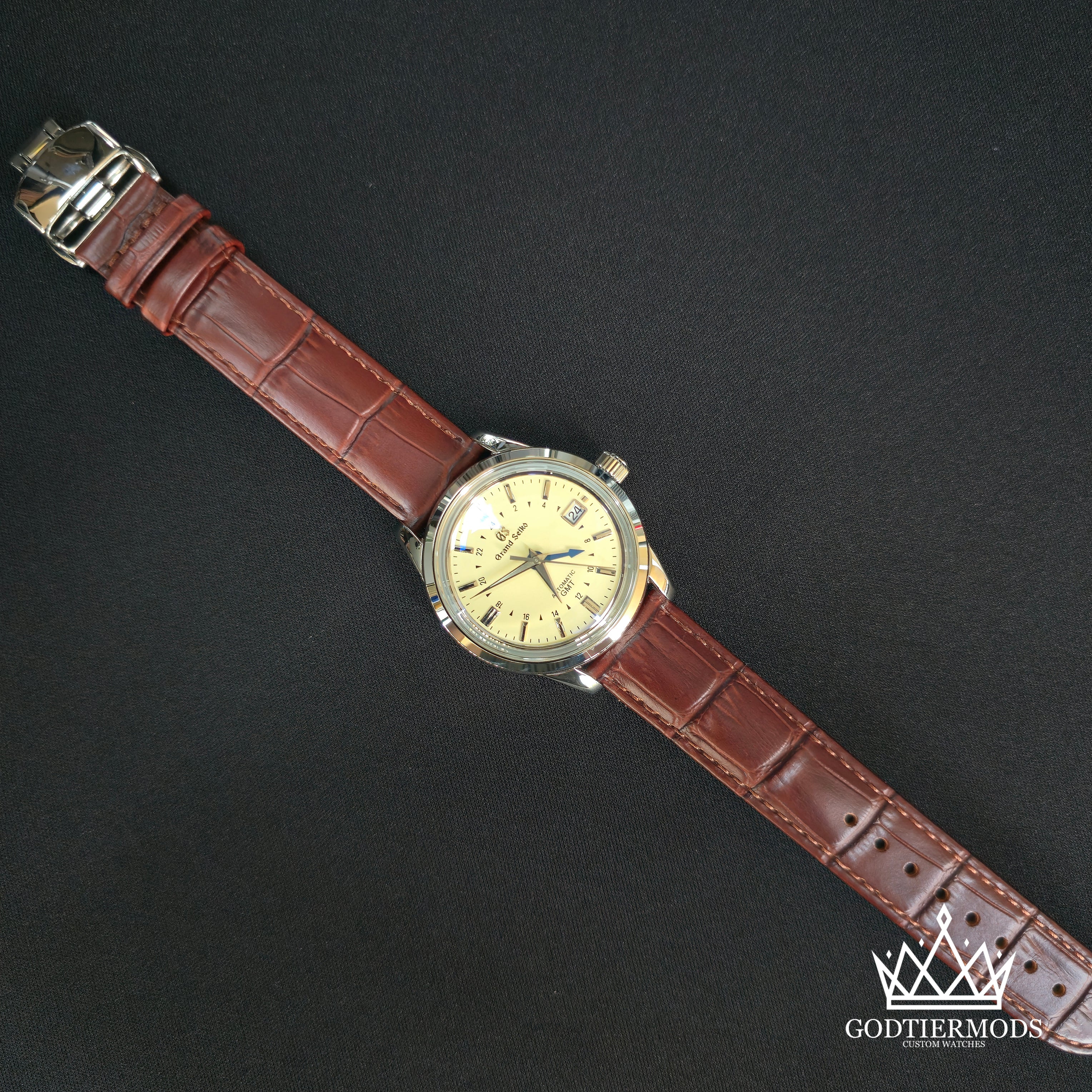 GMT Grand Seiko Ivory / Cream with Blue GMT Hand - GodTierMods