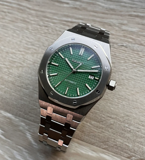 Royal Oak Green - GodTierMods