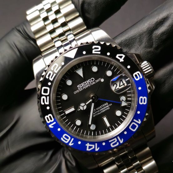 GMT Batgirl - GodTierMods