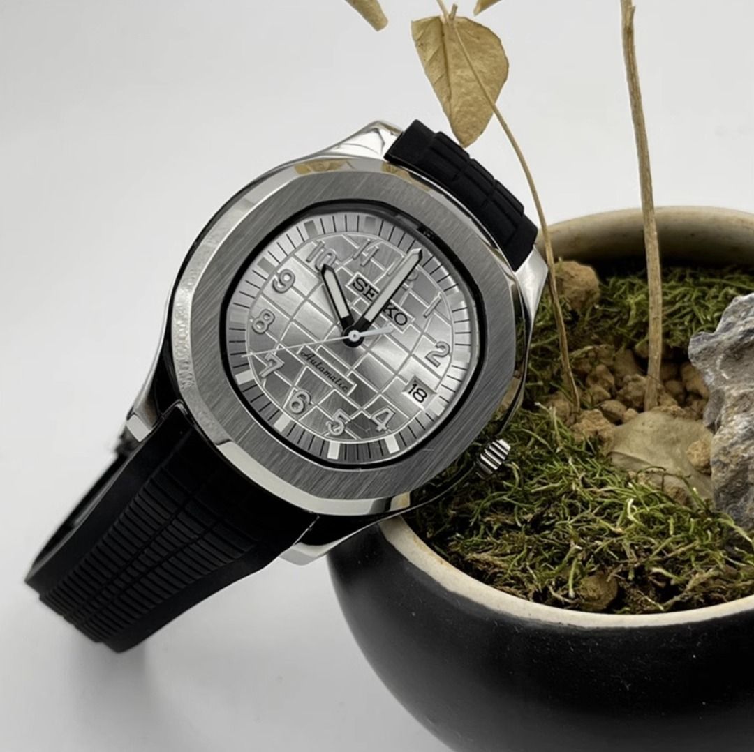 Aquanaut Titanium Silver - GodTierMods