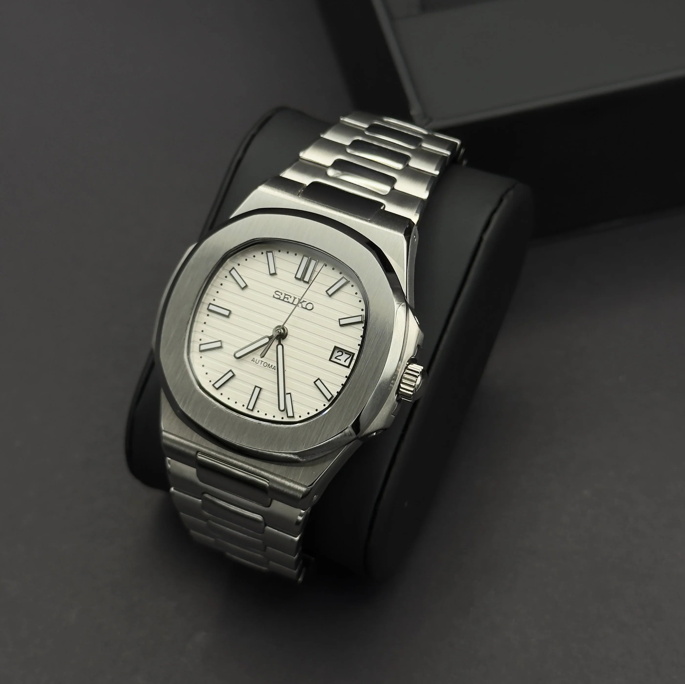 Nautilus White - GodTierMods